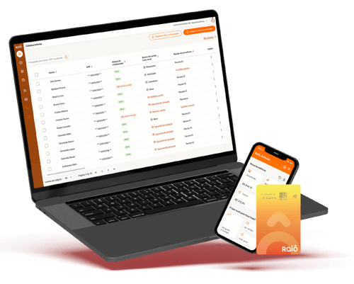 Computador com o portal da Raiô, celular com o aplicativo da Raiô e cartão Raiô